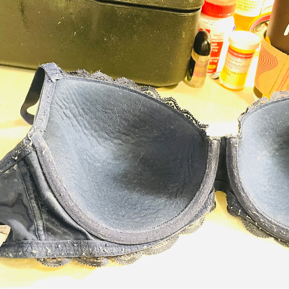 Navy blue VS dream angels bra. 32DDSize 32DD - Picture 2 of 3